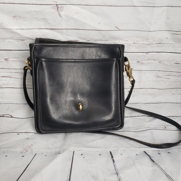 Vintage Coach crossbody bag 9×9 - Picture 7 of 7